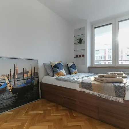 Dream Królewska 43 Varsovia