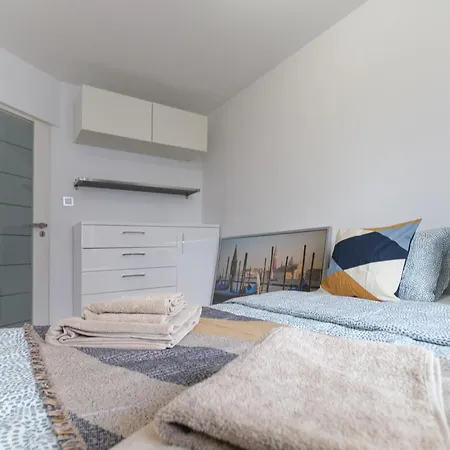 Dream Krolewska 43 * 바르샤바